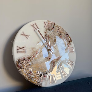 Epoxy Resin Wall Clock with Natural Crystals | Handmade | Modern Decor | 40 cm